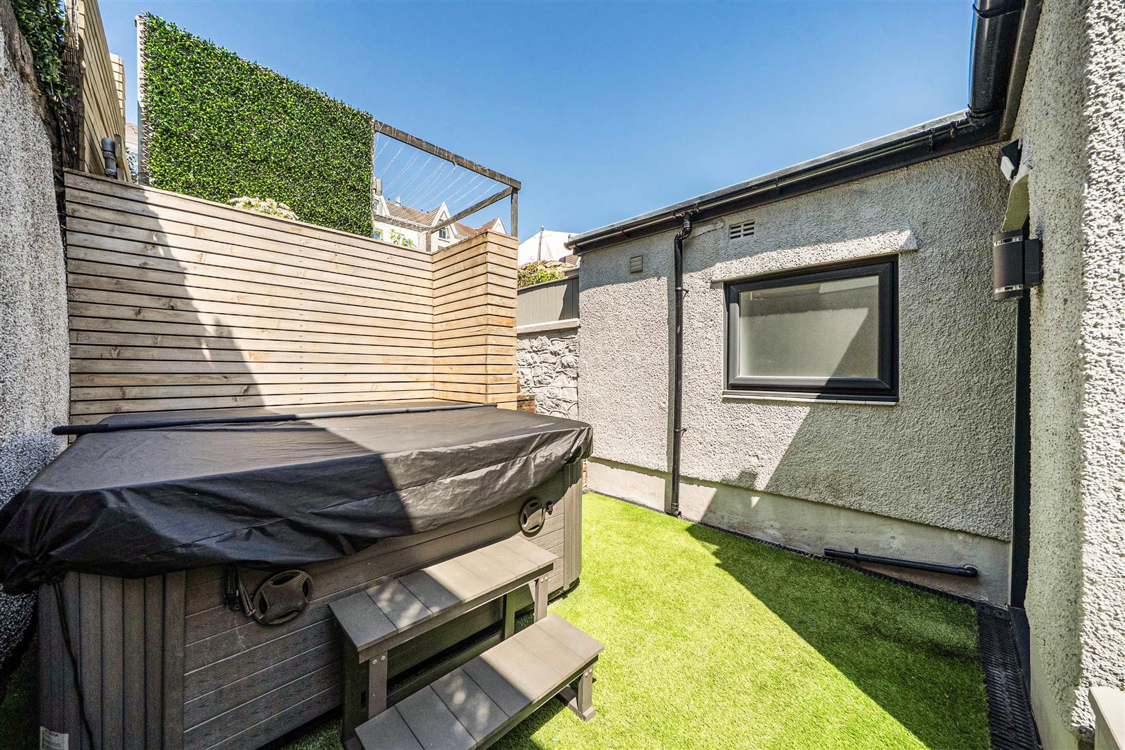 Montpelier Terrace, Mount Pleasant, Swansea, SA1 6JW